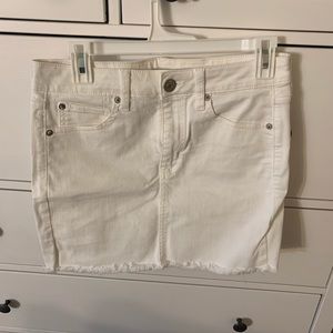 High rise mini white Jean skirt